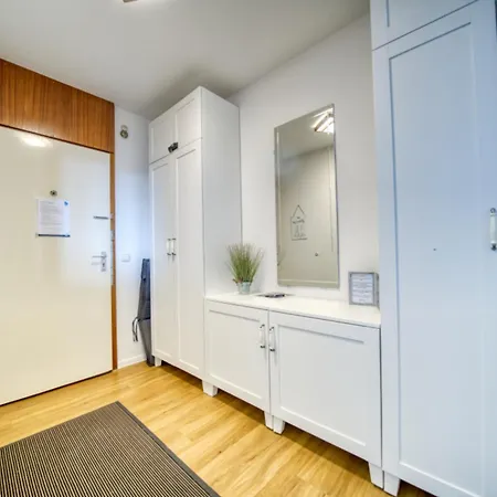 - Haus F, App 0f1302 Apartman *