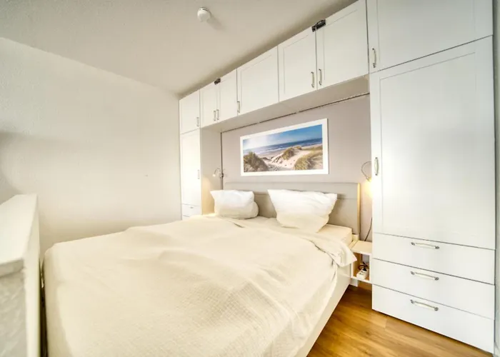 - Haus F, App 0f1302